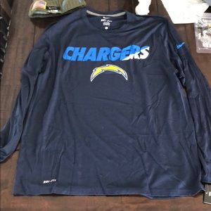 NWT NIKE chargers long sleeve, never worn